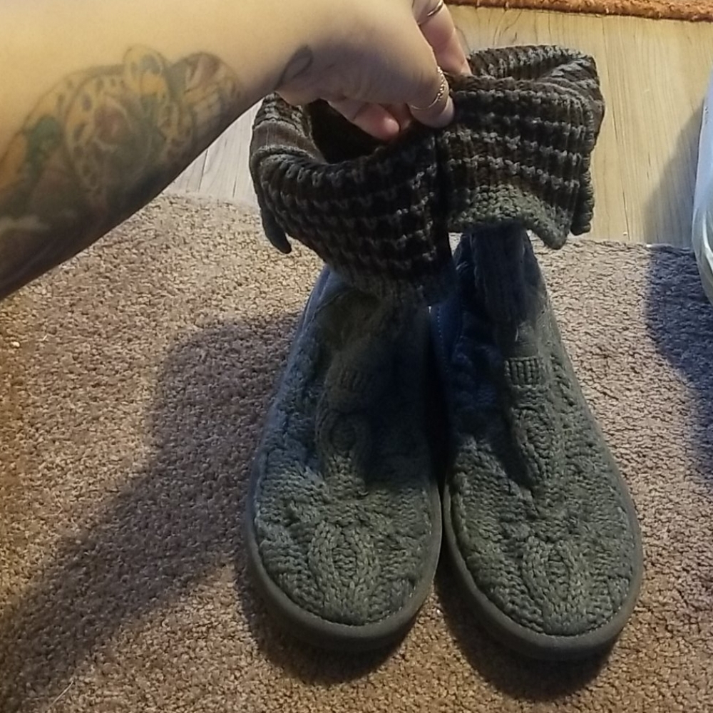 Super Stylish Crochet UGG